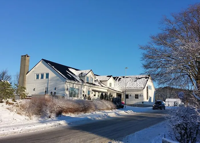 Skeisvang Pensión 3*